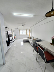 Blk 24 Hougang Avenue 3 (Hougang), HDB 4 Rooms #573570091